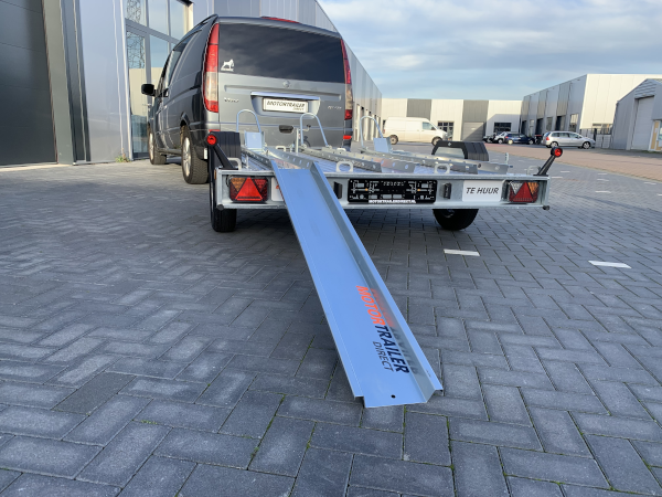 Motor aanhanger Moto 3 Huren